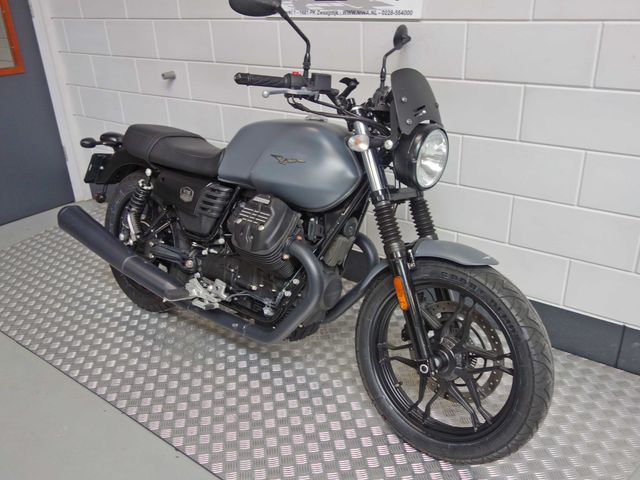 moto-guzzi - v-7-stone