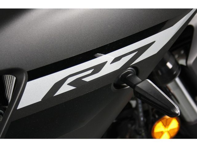 yamaha - r7