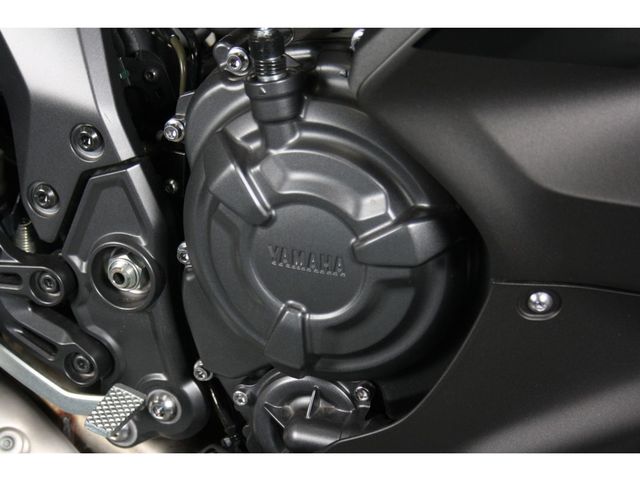 yamaha - r7