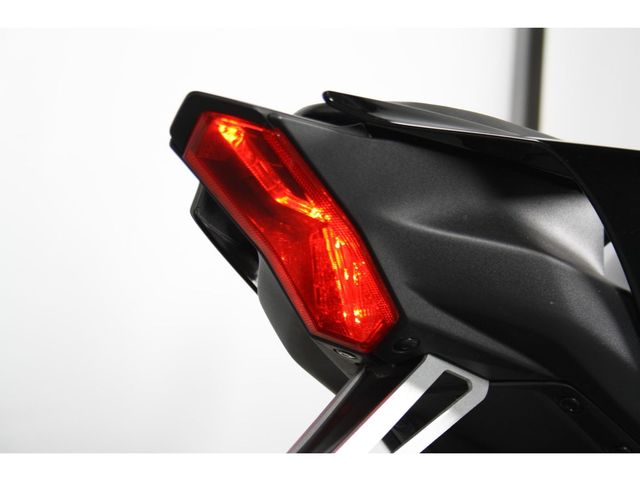 yamaha - r7