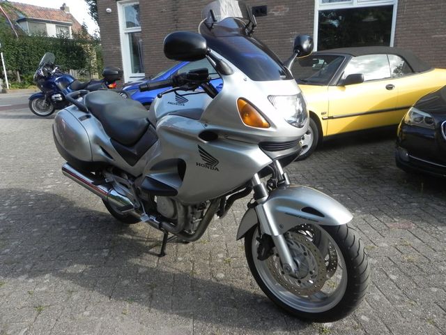 honda - nt-650-v-deauville