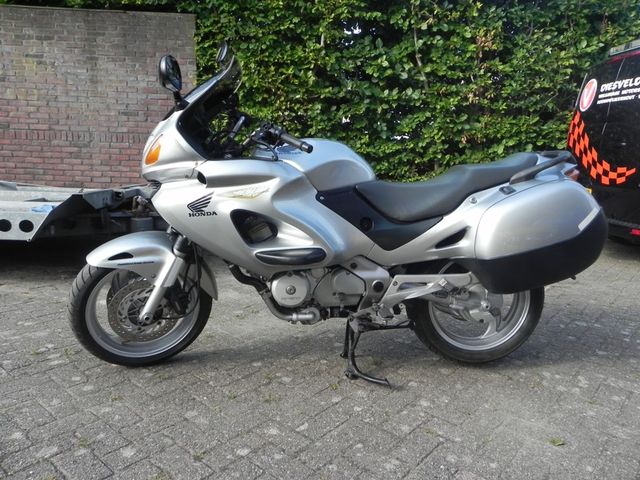 honda - nt-650-v-deauville