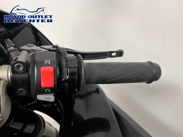 yamaha - yzf-r1