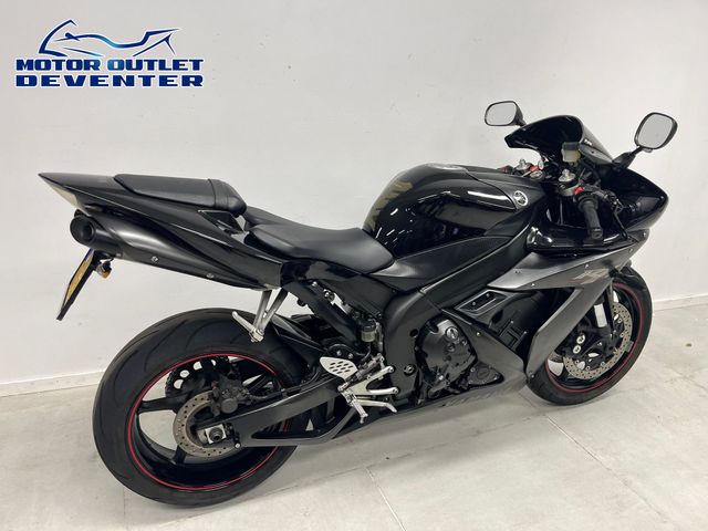 yamaha - yzf-r1