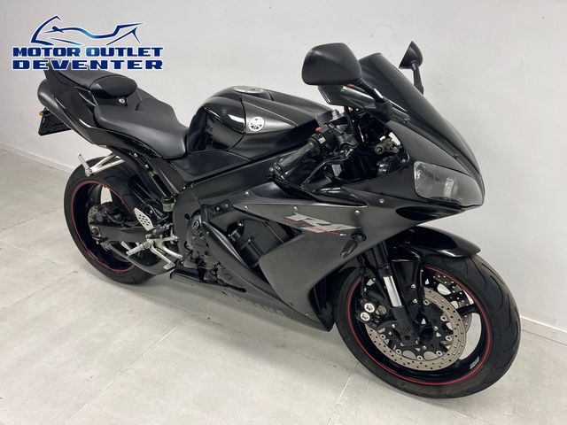 yamaha - yzf-r1