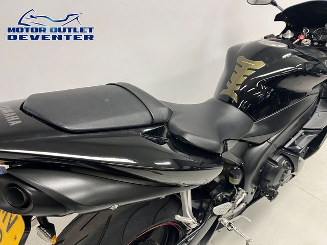 yamaha - yzf-r1