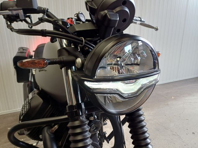 moto-guzzi - v-7
