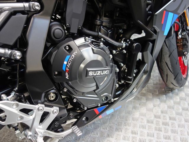 suzuki - gsx-8r