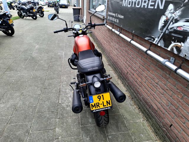 moto-guzzi - v-7-stone-850