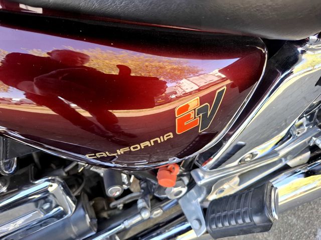 moto-guzzi - california-ev