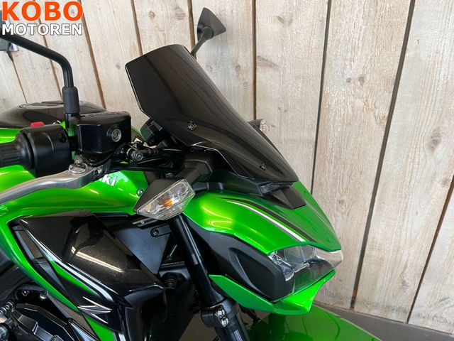 kawasaki - z900