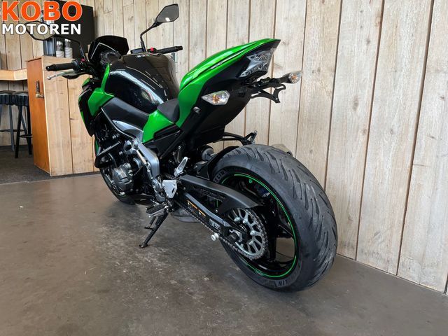 kawasaki - z900