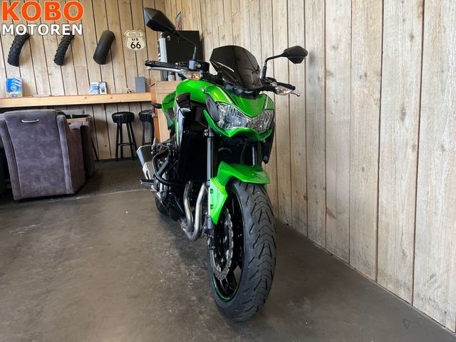 kawasaki - z900