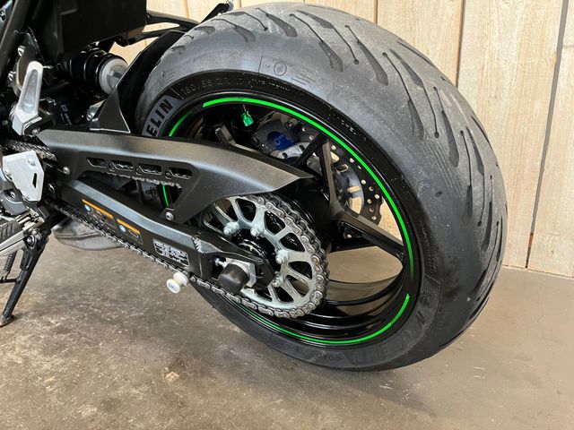 kawasaki - z900