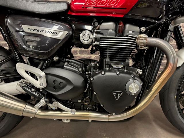 triumph - speed-twin-1200