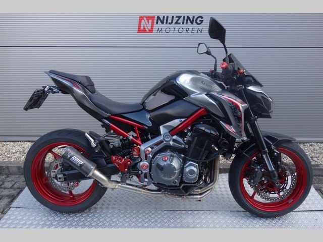 kawasaki - z900