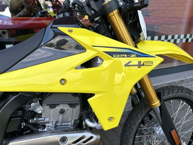 suzuki - dr-z-4-s