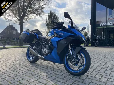 SUZUKI GSX-S 1000 GT – foto 2
