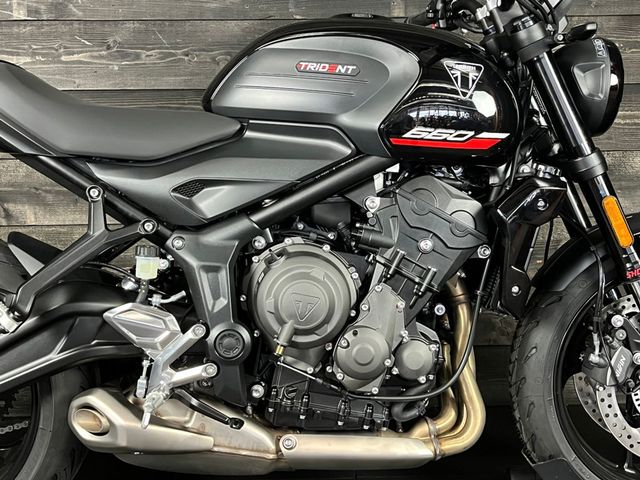triumph - trident-660