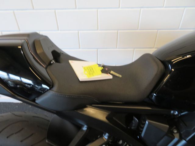 honda - cb-1000-r-black-edition