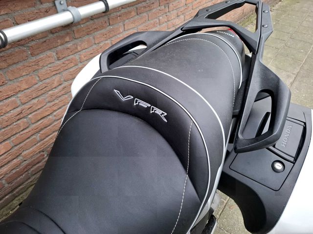 honda - vfr-1200-f-dct-c-abs