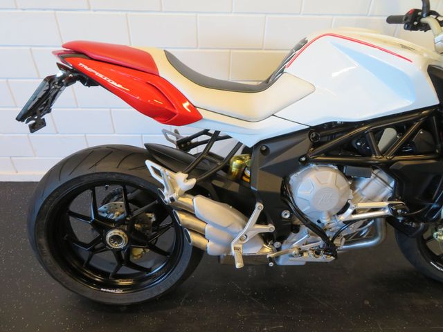 mv-agusta - brutale-800