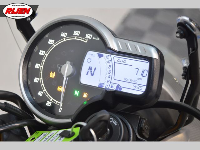 triumph - speed-400