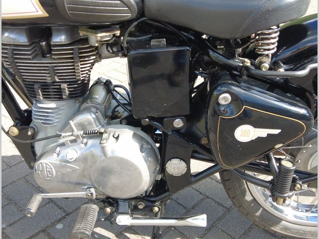 royal-enfield - classic-500