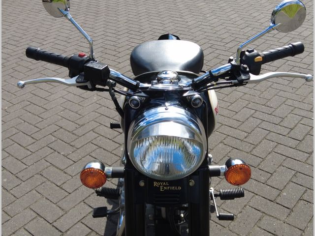 royal-enfield - classic-500