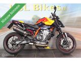 KTM 890 DUKE R
