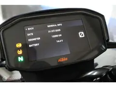 KTM 890 Duke R ABS 2022 occasion – foto 9 van 14