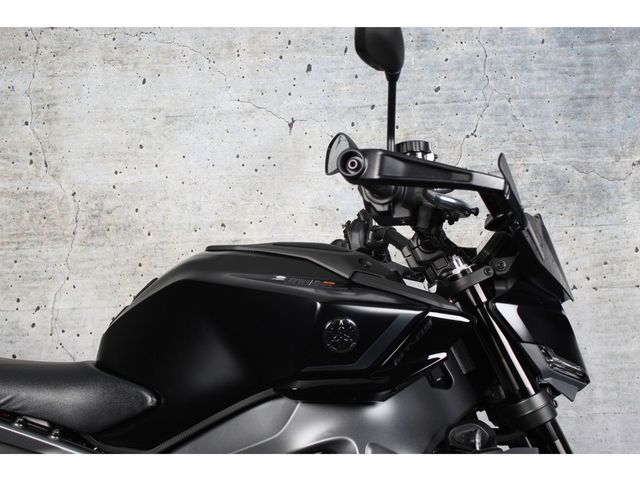 yamaha - mt-09-y-amt