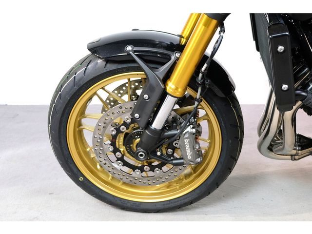 kawasaki - z900rs-se