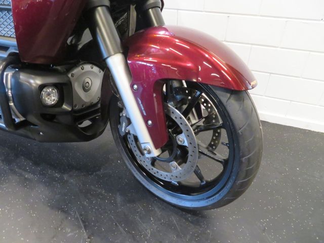 honda - gl-1800-goldwing-bagger