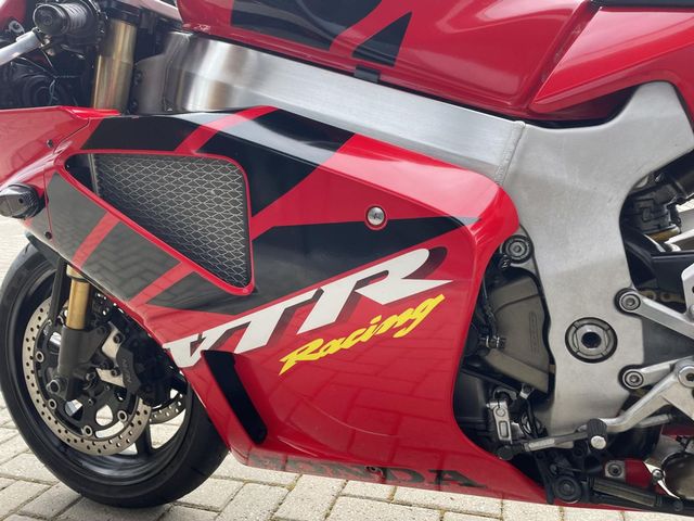 honda - vtr-1000-sp-1