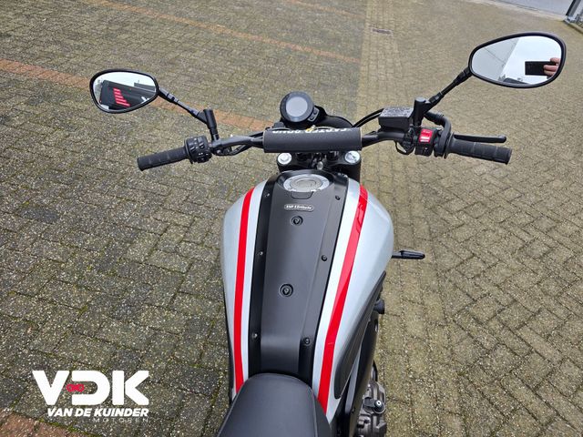 yamaha - xsr-700-xtribute