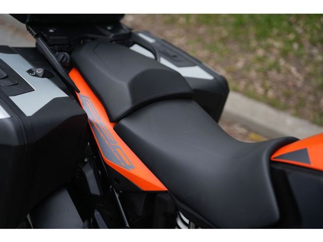 ktm - 1290-super-adventure-s