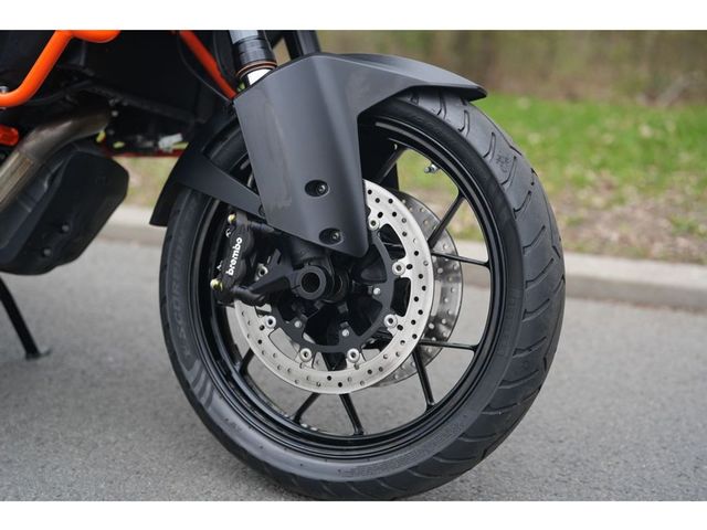 ktm - 1290-super-adventure-s