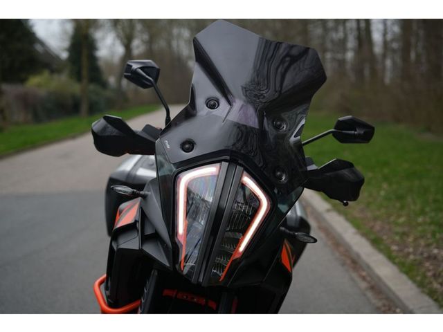 ktm - 1290-super-adventure-s