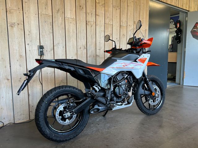 ktm - 390-adventure-x