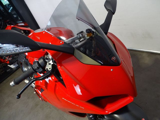 ducati - panigale-v4