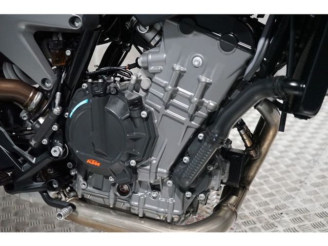 ktm - 790-duke