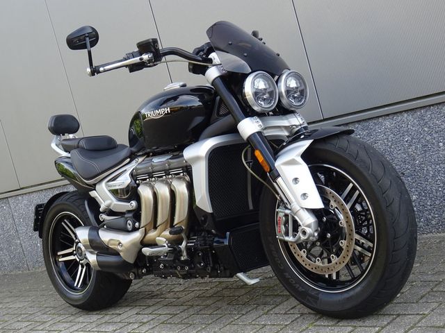 triumph - rocket-3-gt