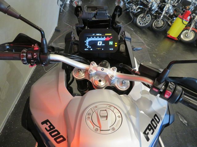 bmw - f-900-gs-adventure
