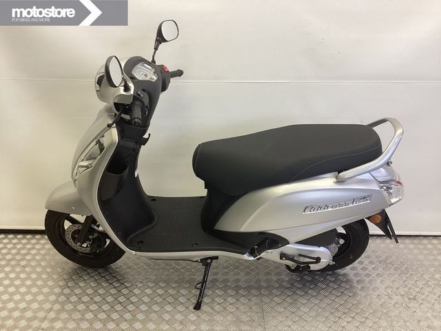 suzuki - address-125
