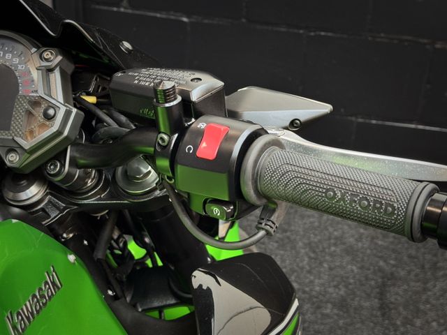 kawasaki - z900