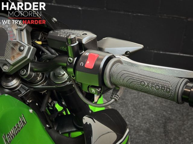 kawasaki - z900