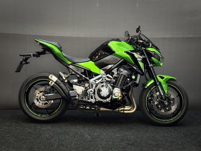 kawasaki - z900