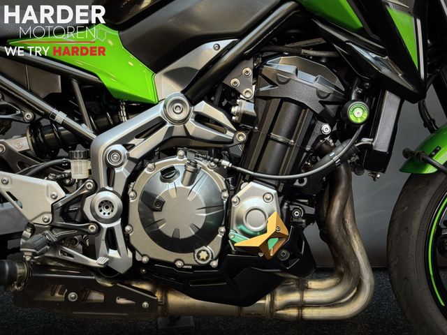 kawasaki - z900