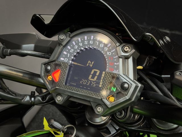 kawasaki - z900